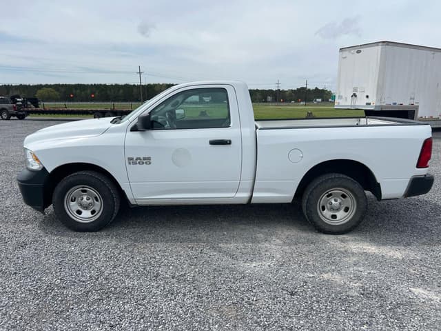 Image of Dodge Ram 1500 equipment image 1