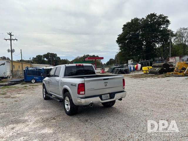 Image of Dodge Ram 1500 equipment image 4
