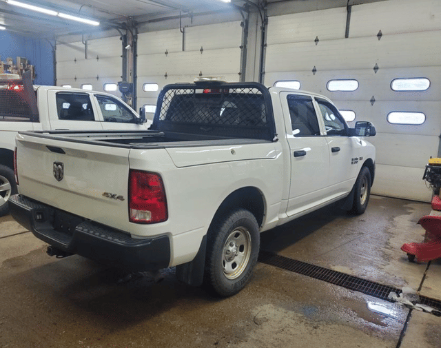 Image of Dodge Ram 1500 equipment image 4