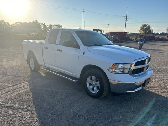 Image of Dodge Ram 1500 equipment image 2