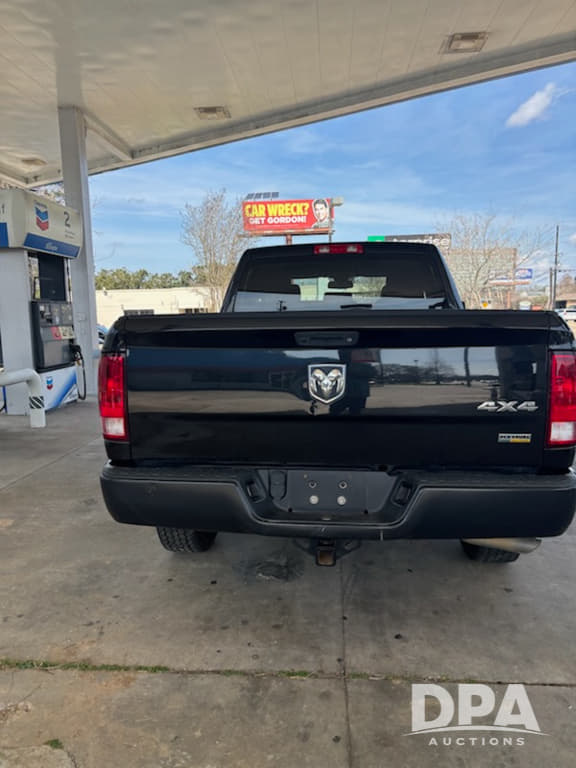 Image of Dodge Ram 1500 equipment image 2