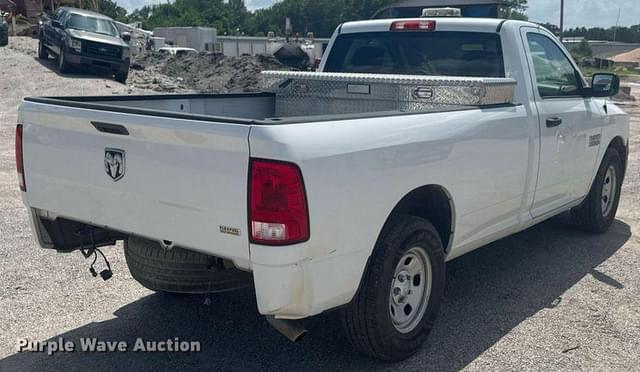 Image of Dodge Ram 1500 equipment image 4