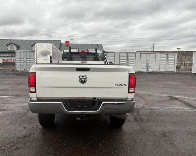 Image of Dodge Ram 2500 equipment image 3