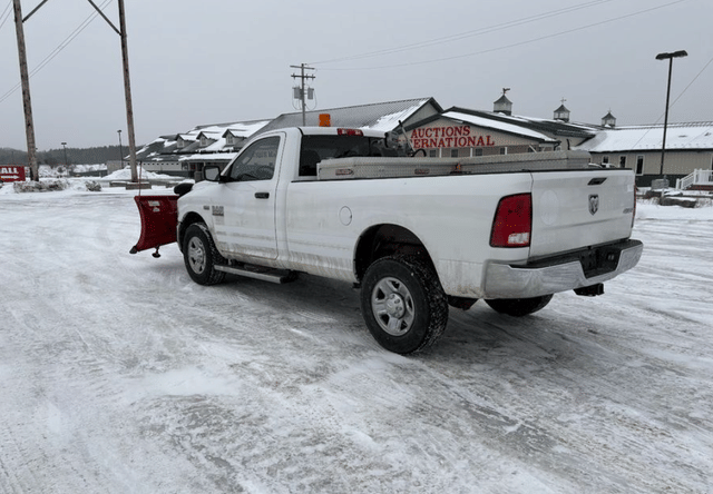 Image of Dodge Ram 2500 equipment image 2
