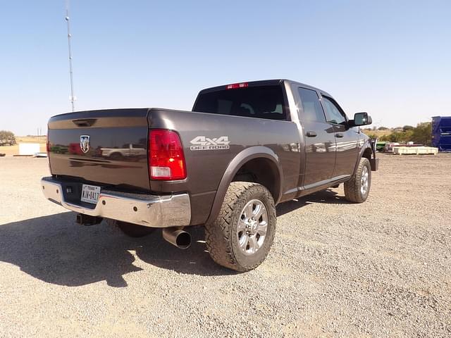 Image of Dodge Ram 2500 equipment image 4