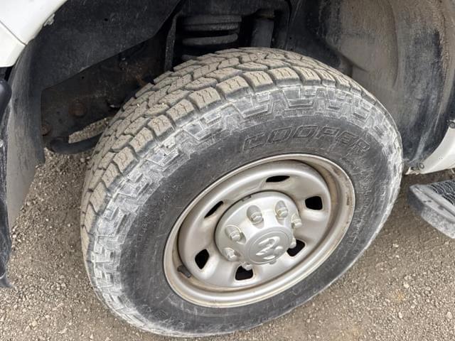 Image of Dodge Ram 2500HD equipment image 4