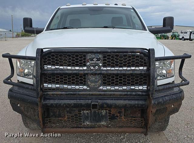 Image of Dodge Ram 2500 equipment image 1