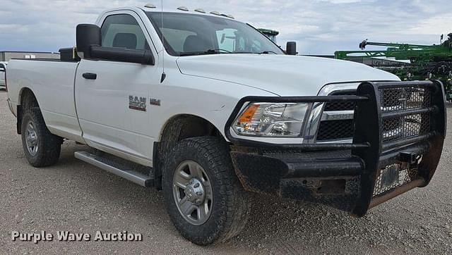 Image of Dodge Ram 2500 equipment image 2