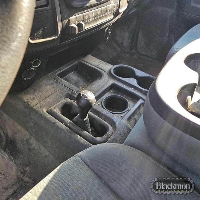 Image of Dodge Ram 2500 equipment image 4