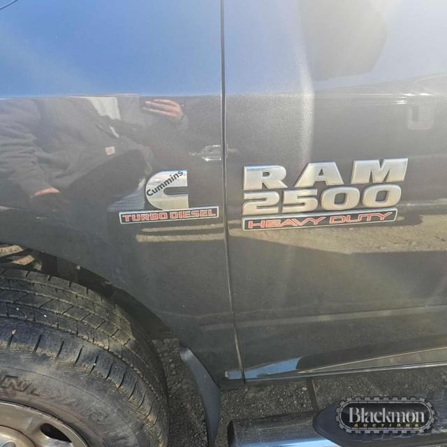 Image of Dodge Ram 2500 equipment image 1