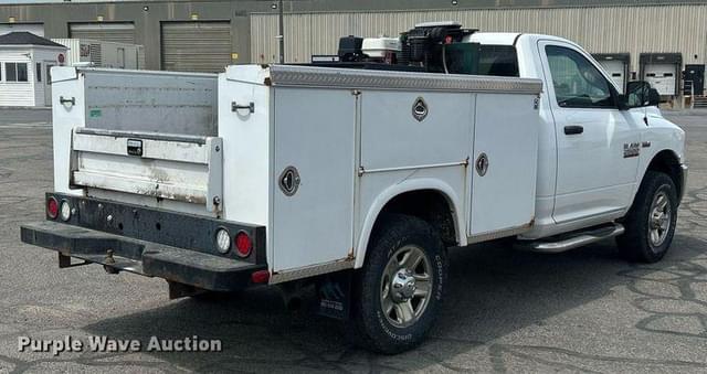 Image of Dodge Ram 2500 equipment image 4