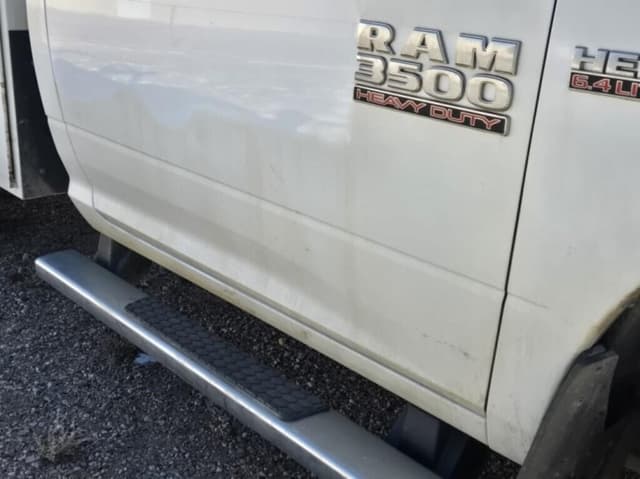 Image of Dodge Ram 3500 equipment image 4