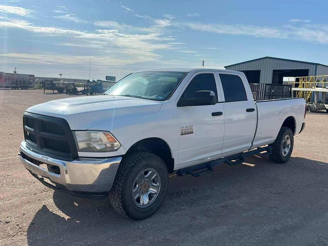 Image of Dodge Ram 3500 Primary image