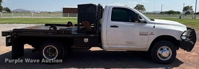 Image of Dodge Ram 3500 equipment image 3