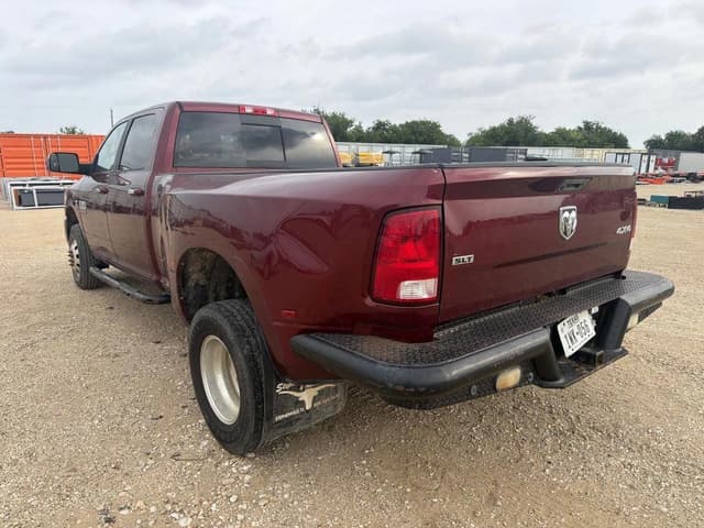 Image of Dodge Ram 3500HD equipment image 2