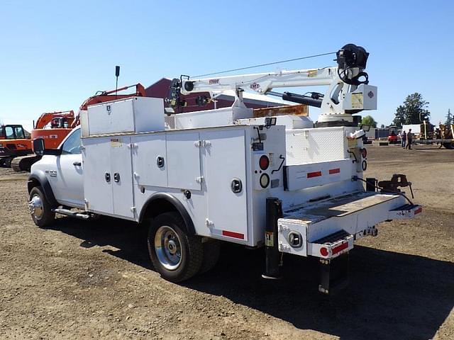 Image of Dodge Ram 5500 equipment image 4