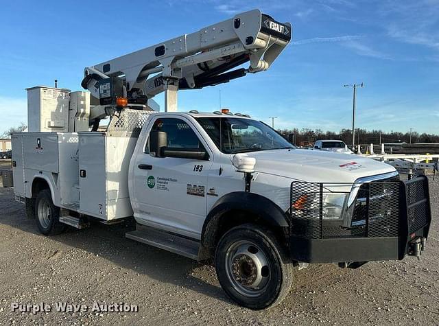 Image of Dodge Ram 5500 equipment image 2