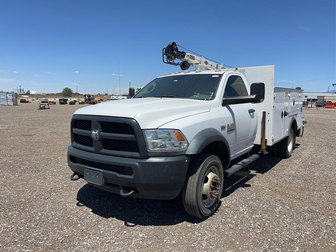 Image of Dodge Ram 5500 Primary image