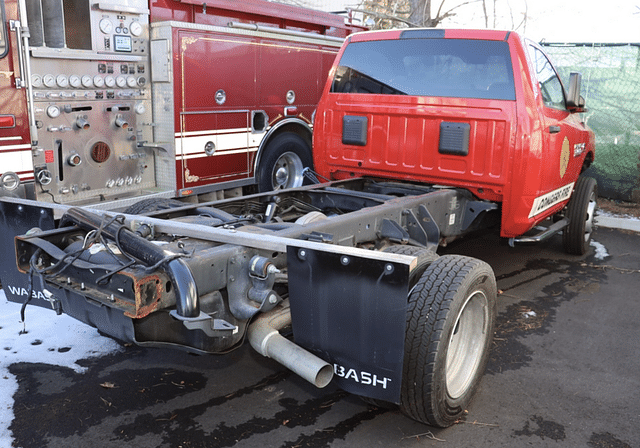 Image of Dodge Ram 5500HD equipment image 2