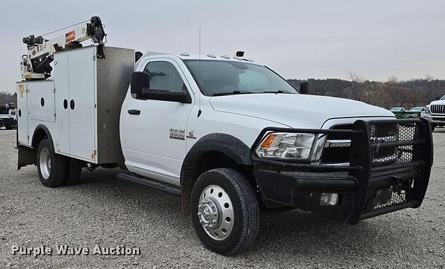 Image of Dodge Ram 5500HD equipment image 2