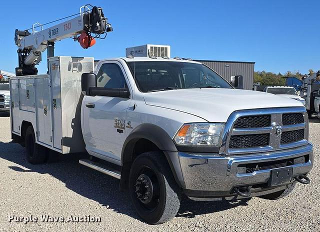 Image of Dodge Ram 5500HD equipment image 2