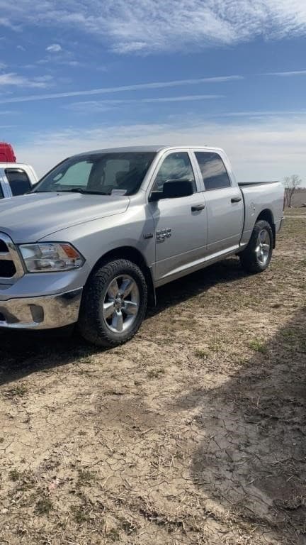Image of Dodge Ram 1500 equipment image 1