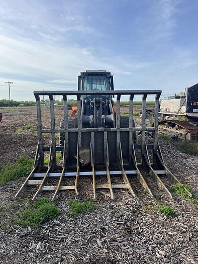 Image of  Doosan DL300 equipment image 2
