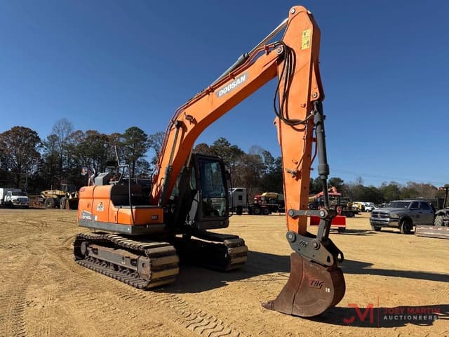 Image of  Doosan DX140LC-5 equipment image 2