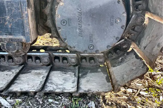 Image of Doosan DX255LC equipment image 4