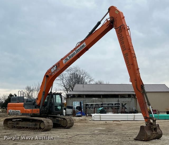 Image of  Doosan DX300LC-5 equipment image 2
