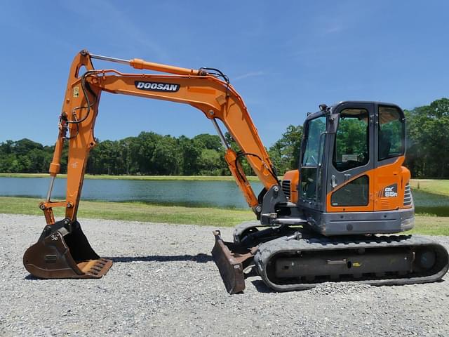 Image of  Doosan DX85R equipment image 1