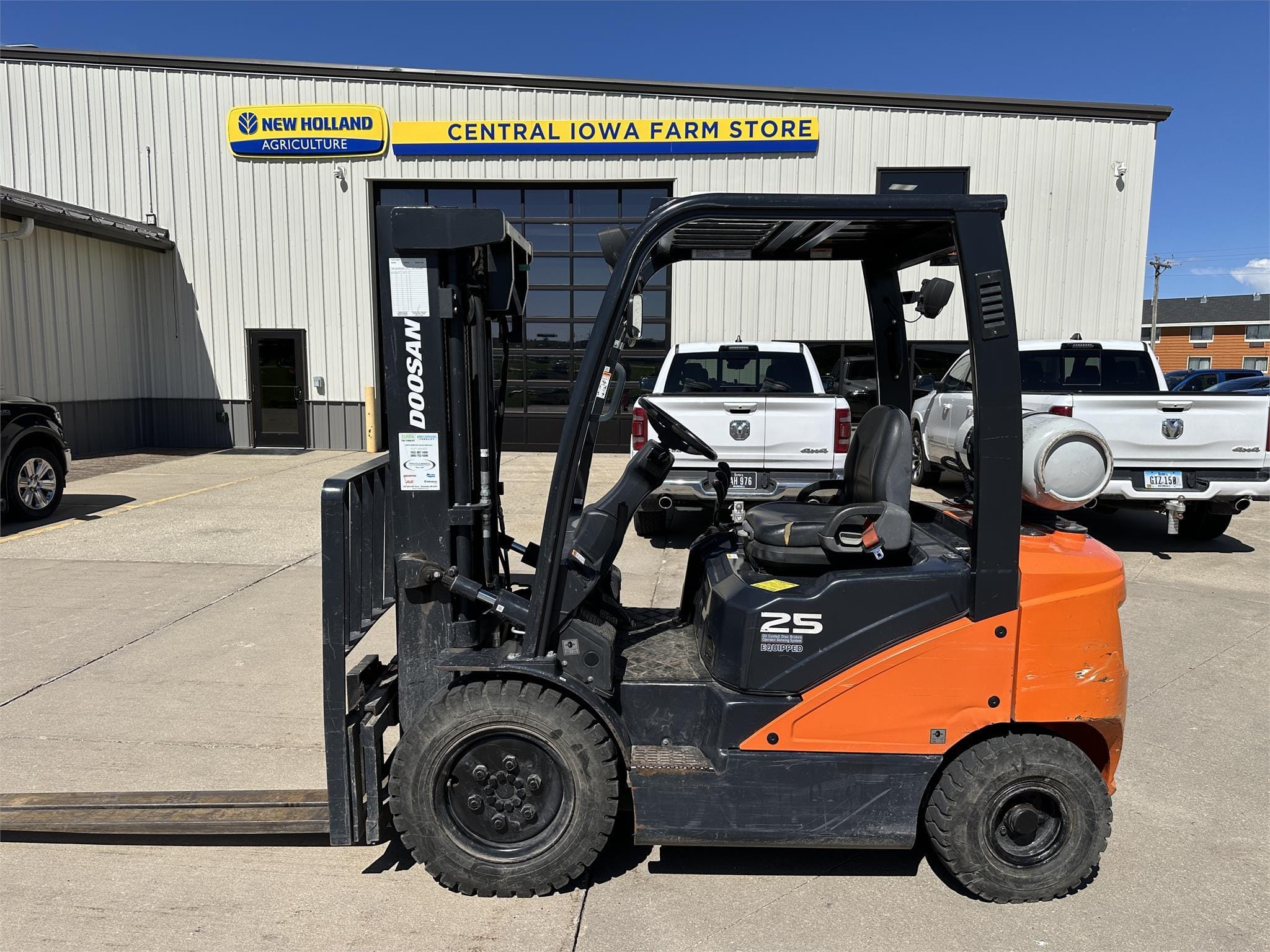 2018  Doosan G25N-7 Equipment Image0