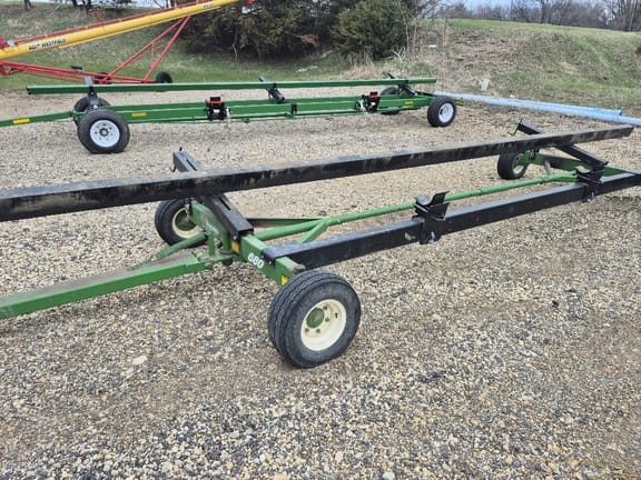 2018 E-Z Trail 680 Equipment Image0