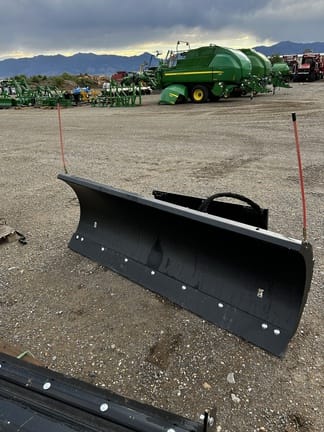 2018 Erskine Front Blade Equipment Image0