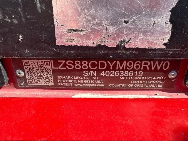 Image of Exmark Lazer Z equipment image 2