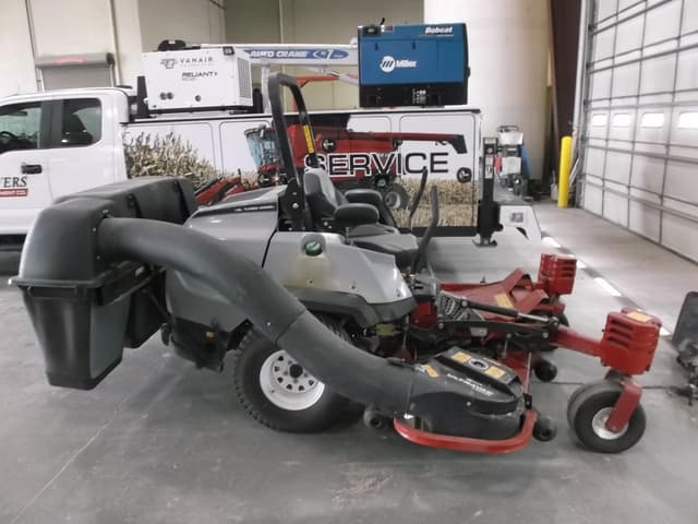 Image of Exmark Lazer Z equipment image 2