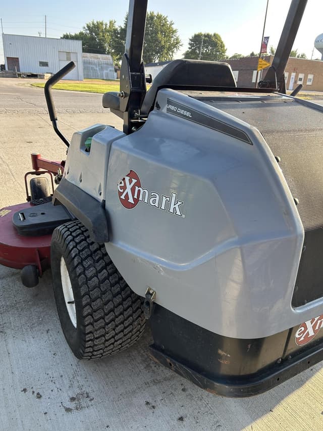 Image of Exmark LZS80TDYM724W0 equipment image 1
