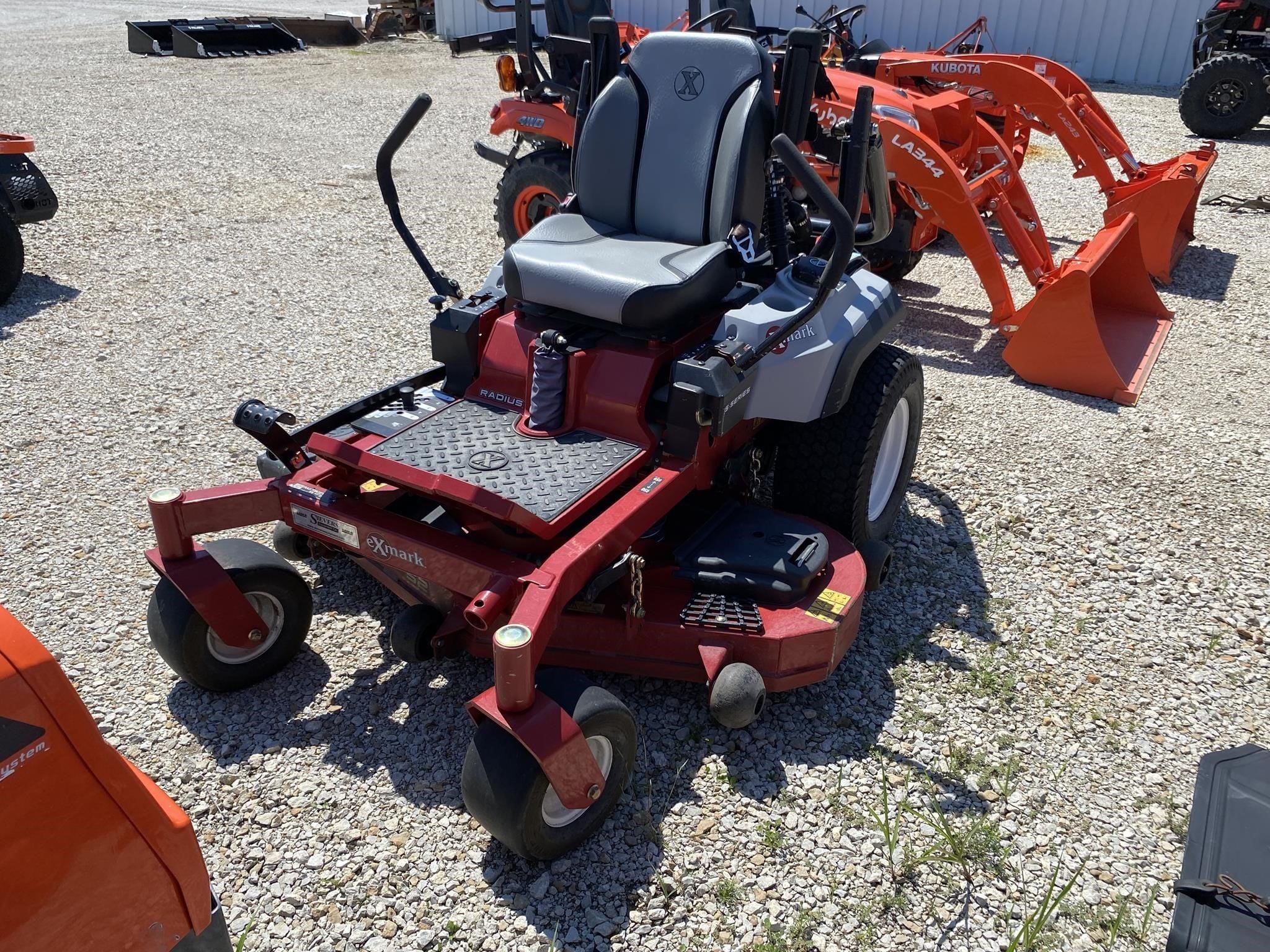 2018 Exmark RAS708GEM523C3 Equipment Image0