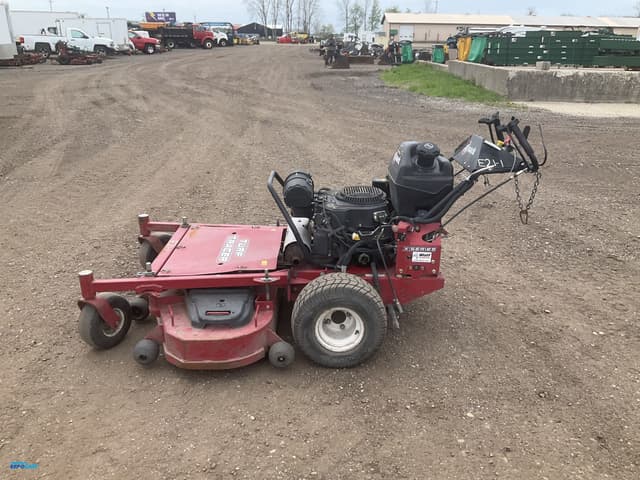 Image of Exmark Turf Tracer equipment image 1