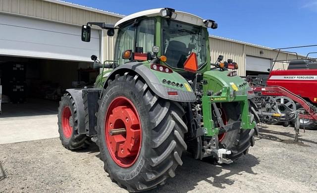 Image of Fendt 724 Vario equipment image 1