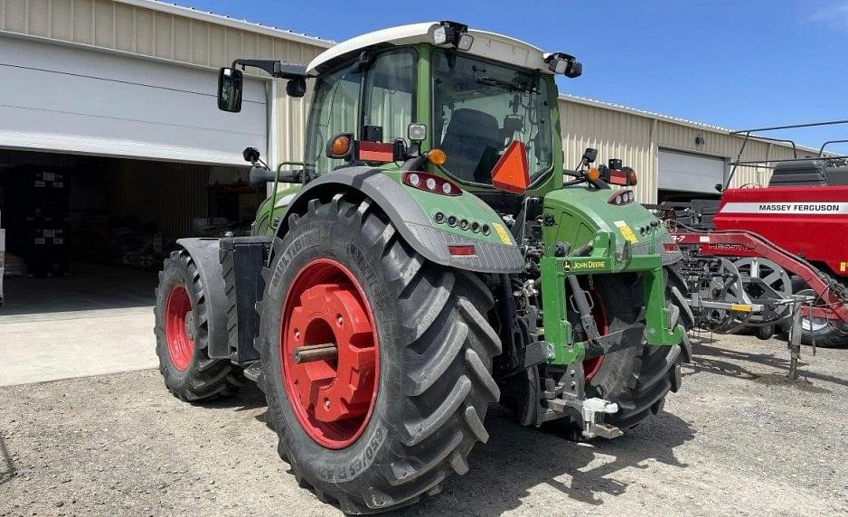 Image of Fendt 724 Vario Image 1