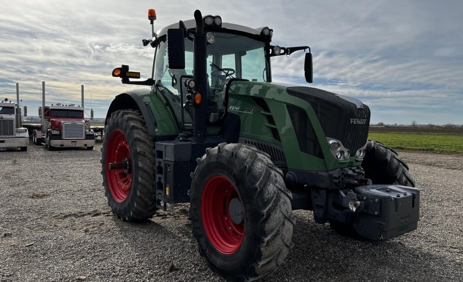 2018 Fendt 824 Vario Equipment Image0