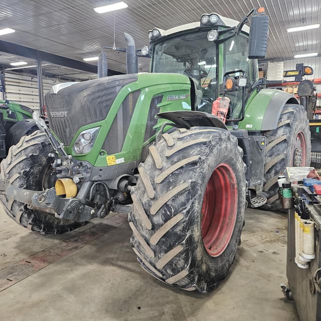 Image of Fendt 933 Vario equipment image 2