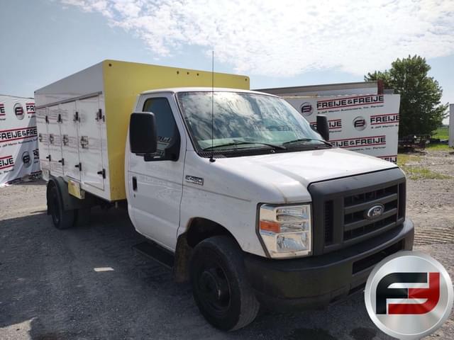 Image of Ford E-450 equipment image 2
