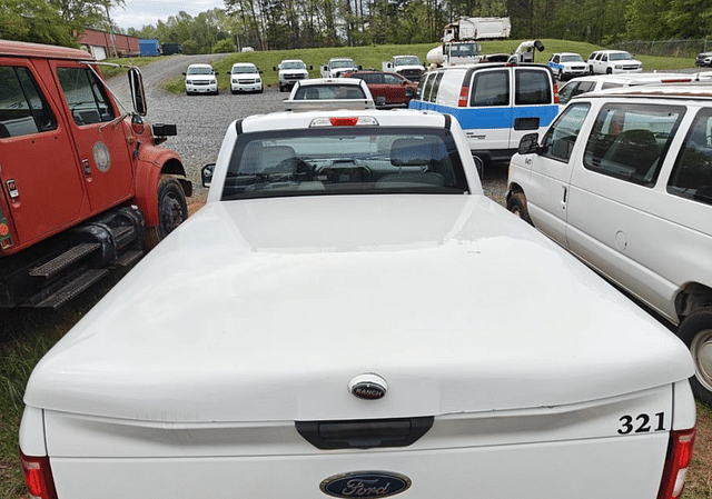 Image of Ford F-150 equipment image 3