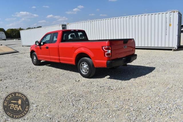 Image of Ford F-150 equipment image 2