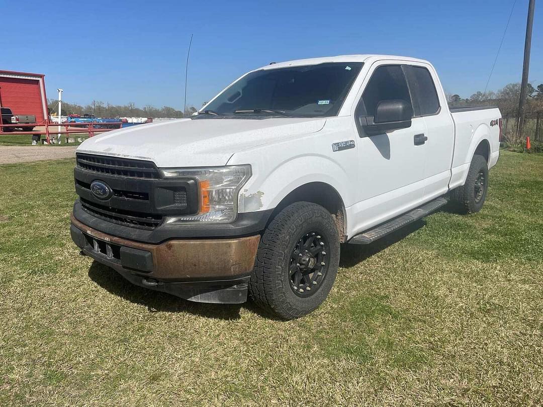 Image of Ford F-150 Primary image