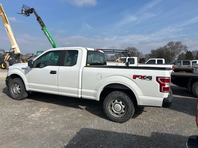 Image of Ford F-150 equipment image 1