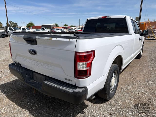 Image of Ford F-150 equipment image 4