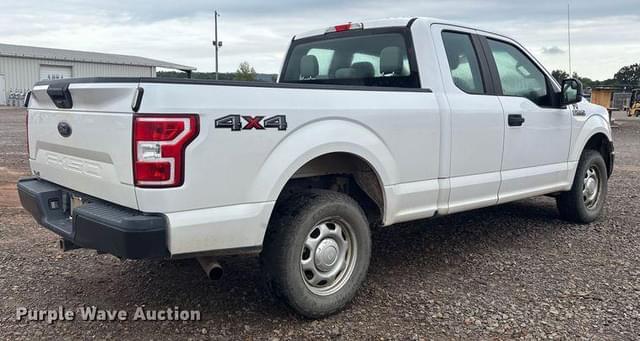 Image of Ford F-150 equipment image 4